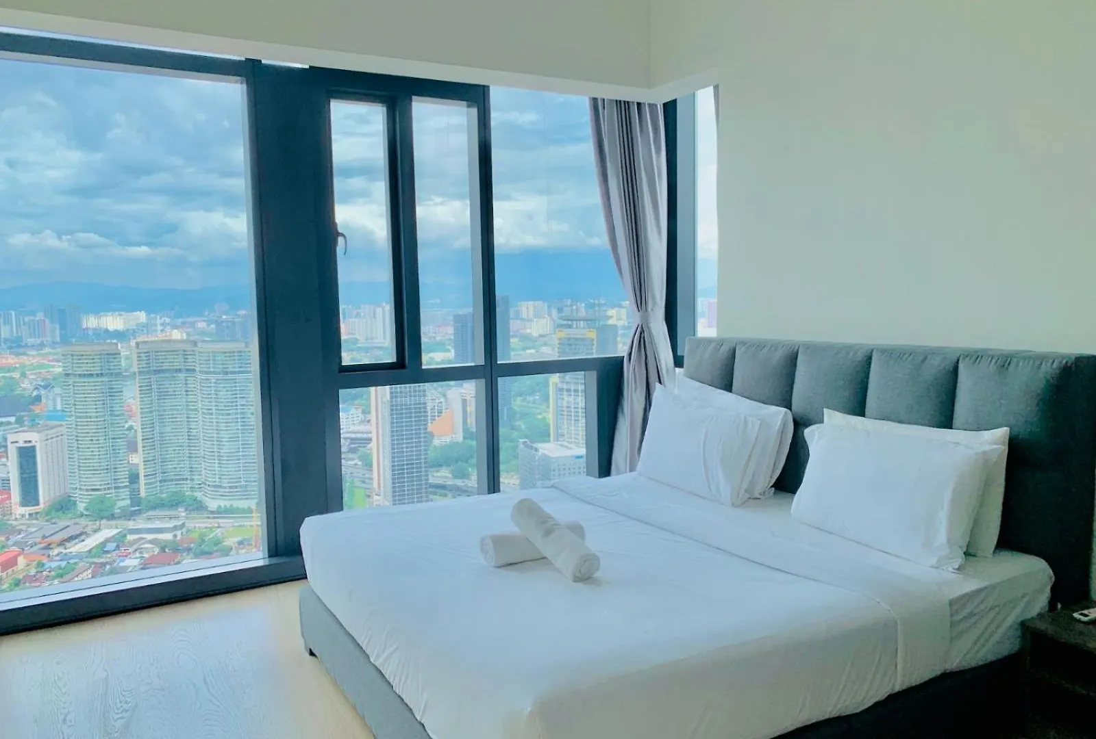 Star Klcc By Comfort Hospitality Kuala Lumpur Apartman